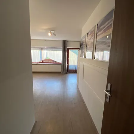 Mit 3 Schlafzimmern, 5 Einzelbetten,balkon Apartamento *